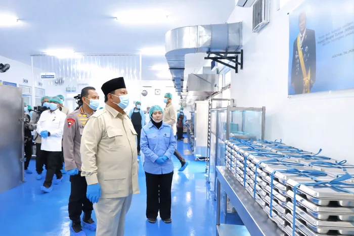 Prabowo_di_SPPG_Polri_1
